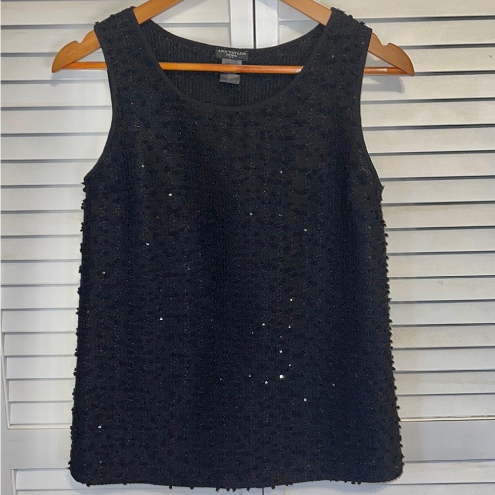 Ann Taylor Black Sleeveless Sequined Knit Top size Petite Medium